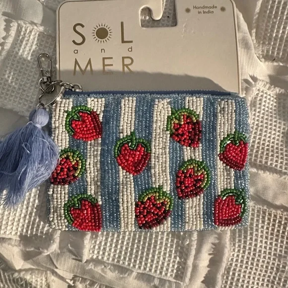 NWT Sol & Mer Beaded Strawberry Coin Purse in Light Blue and Red - Picture 1 of 2